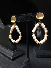 Load image into Gallery viewer, Beaded Earrings Blush

